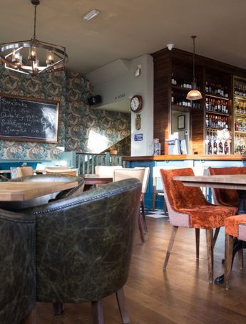 Interior of the Lion and Unicorn pub in Kentish Town
