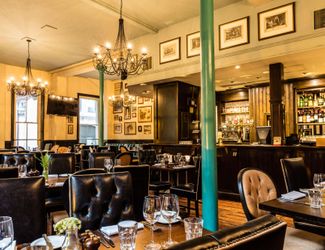 Interior of the Lamb Tavern