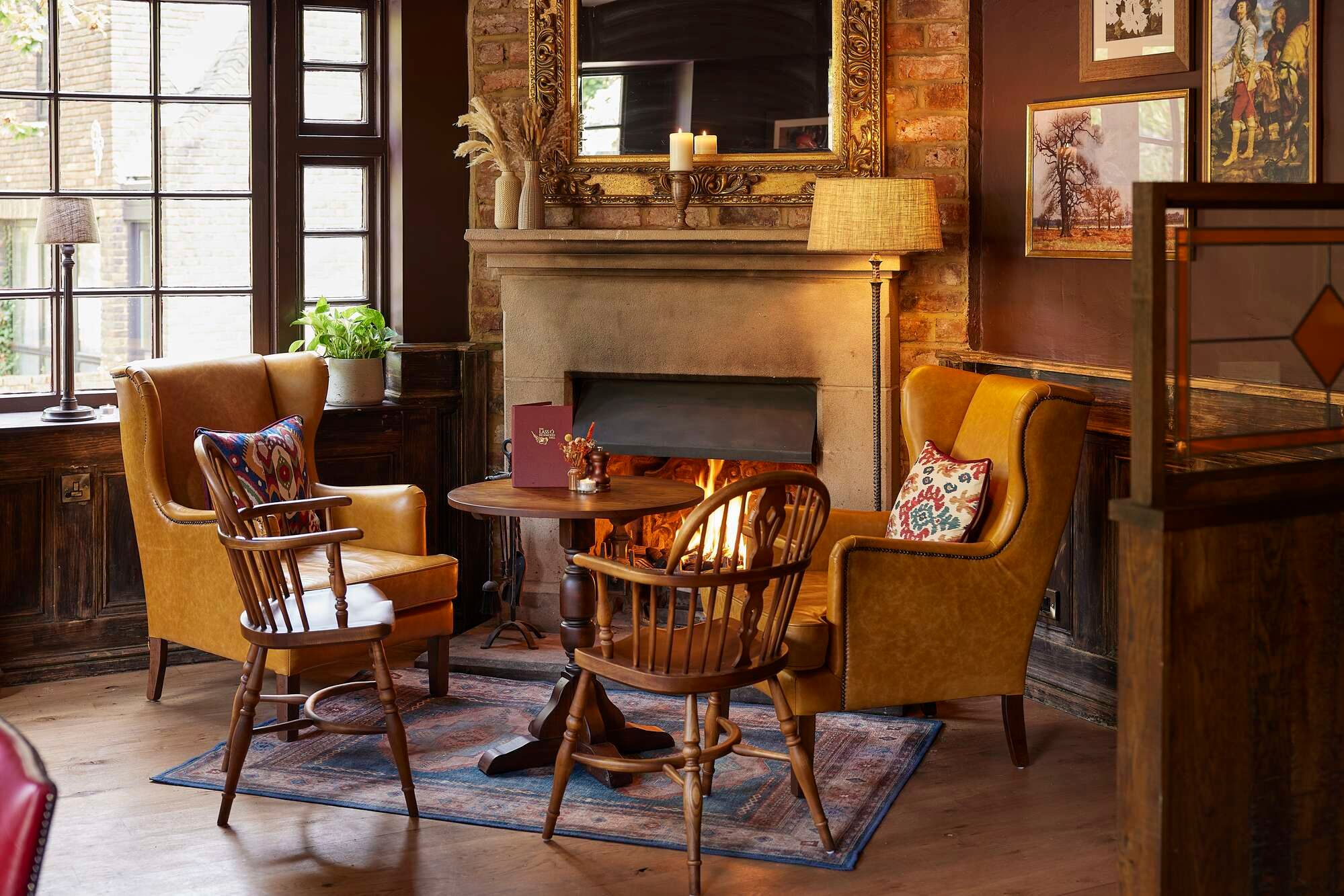 Fireplace at the Lass O'Richmond Hill pub