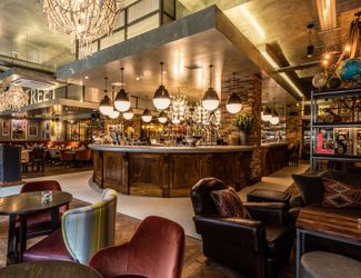 Bar area at the Leman Street Tavern