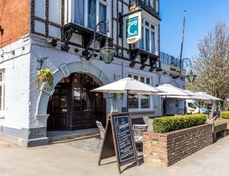 Exterior of the County Arms, best pub in Wandsworth Common