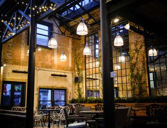 Best pub garden in Shepherd's Bush