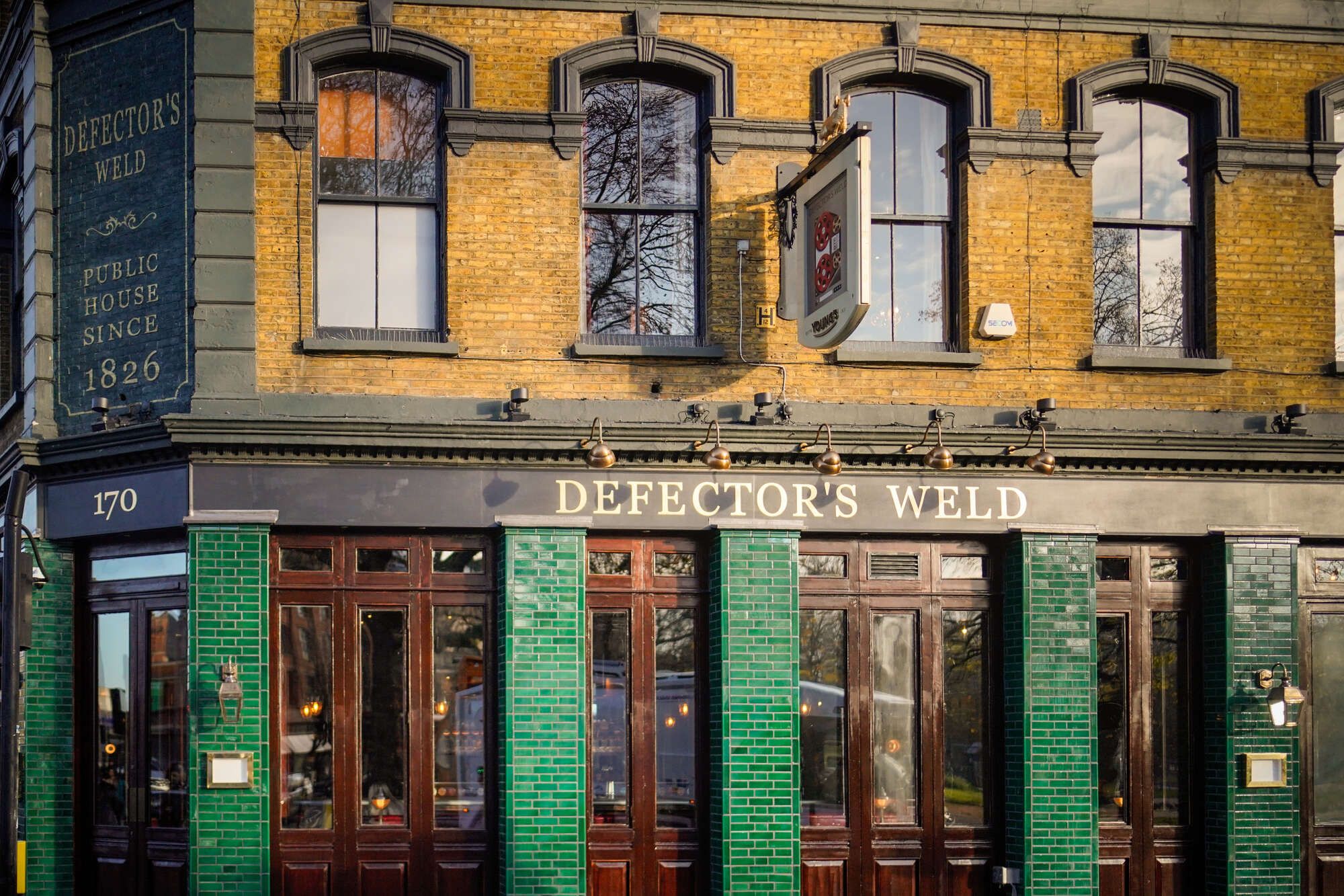 Best pub in Shepherd's Bush