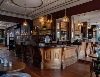 Interior of the Grove in Balham, best pub with great beer