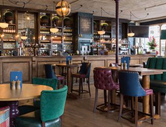 Best pub in Clapham Junction near the station