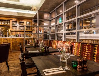 Interior at the Leman Street Tavern