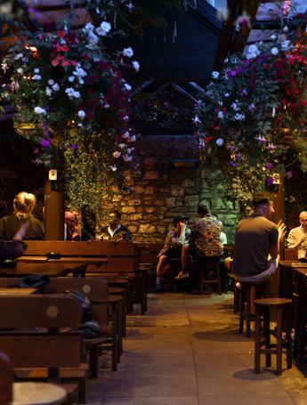 Highbury Vaults